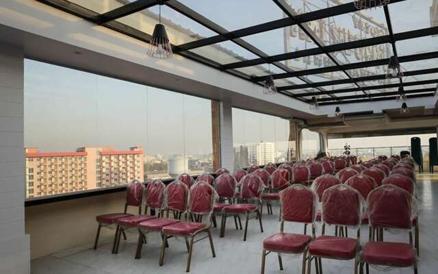 The Alina Hotel & Suites