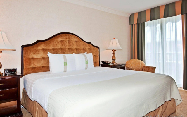 Holiday Inn Laguna Beach