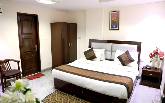 Airport Hotel The Paramont