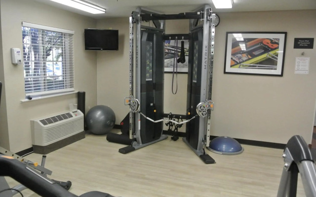 Candlewood Suites Washington-Fairfax by IHG