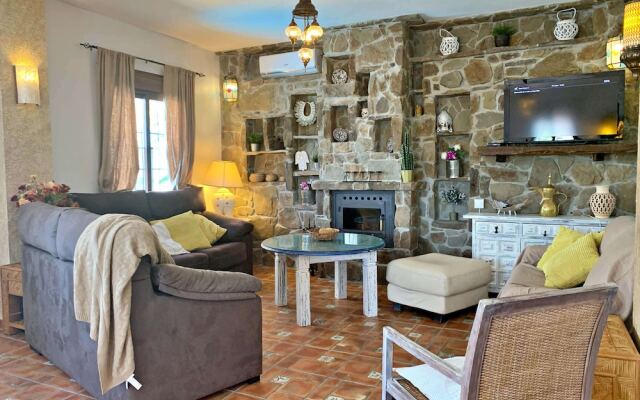 Casa Rural con Piscina Privada y Jacuzzi