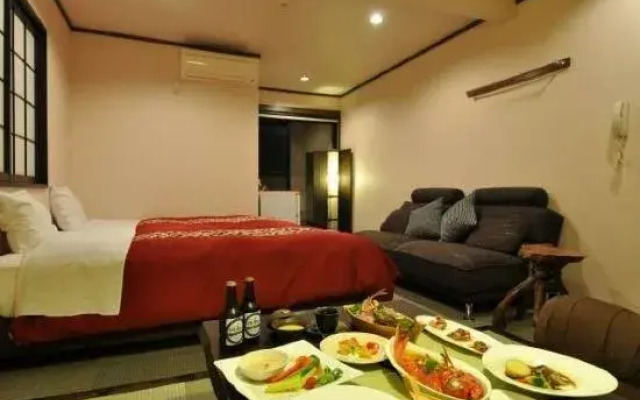 Tsukiyado Luck Hotel