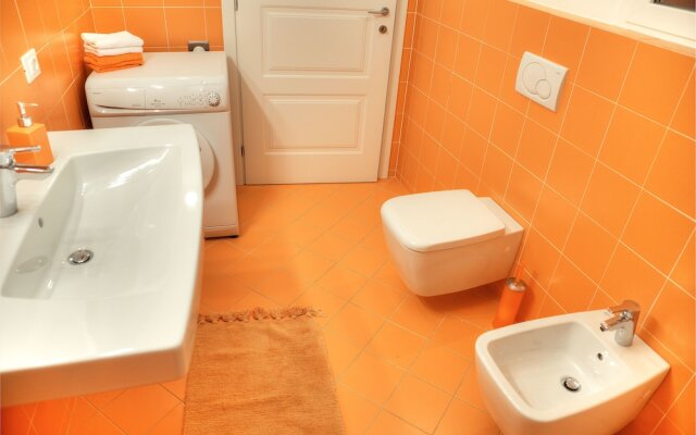 Casa Giulia Diano Castello