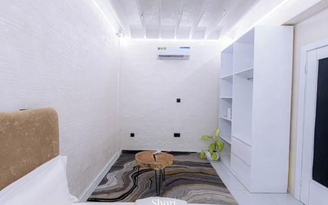 Short Stays By CW