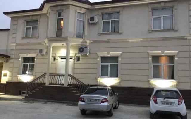 Zarina Hotel