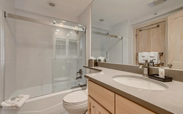 Westwind 307 2BD 2BA Platinum Condo in Lionshead Village
