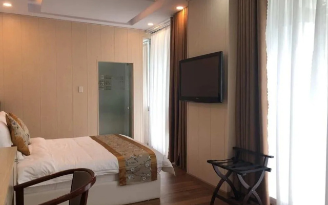 RedDoorz Plus Vienna Hotel