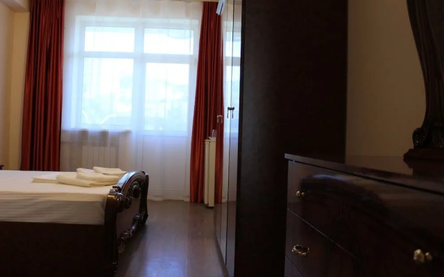 Paradise Hotel
