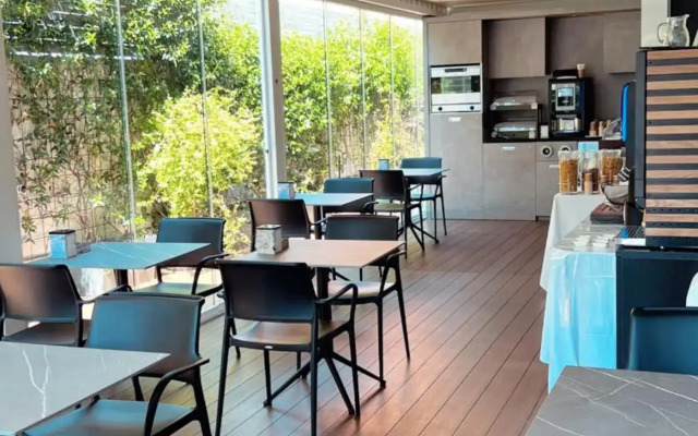 57ResHotel Orio