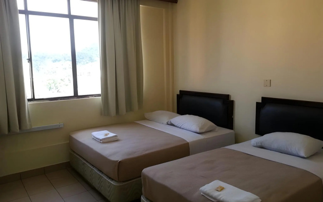 Hotel Iskandar – Guest Rooms – Kota Kinabalu