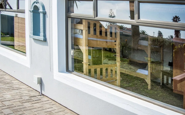 Sea View Backpackers - Hostel