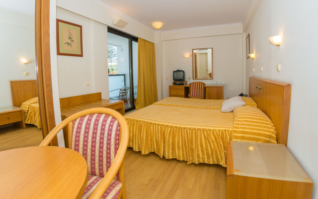 Blue Sky City Beach Hotel - Image 7