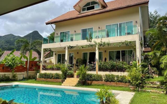 La VILLA TIPPAWAN 4Bedroom with Sea View