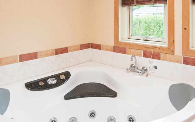 Lovely Holiday Home With Sauna in Fårvang