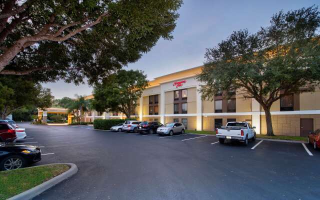 Hampton Inn - Naples - I-75