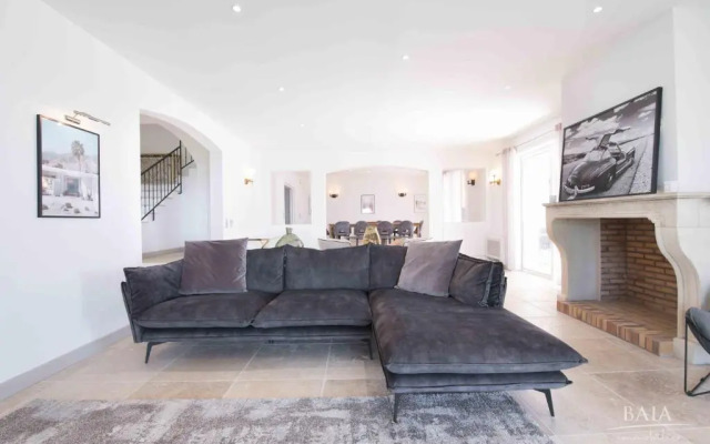 Luxury Villas At Grimaud