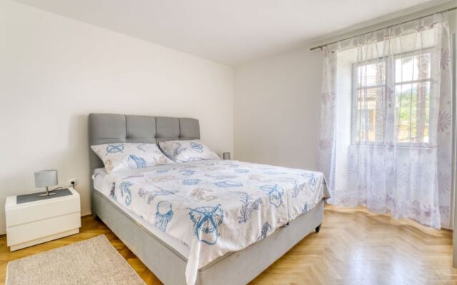 Apartment Edo Lovran