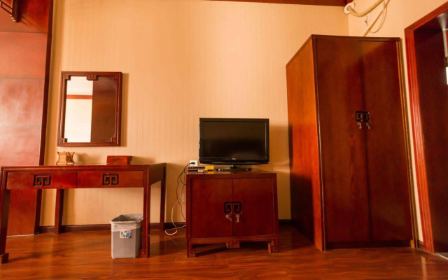 Dali Yinfeng Hotel