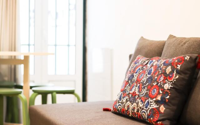 Downtown Charming I by Homing