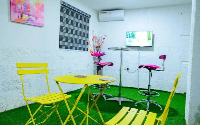 Luxury 4-Beds Apart Abuja-24Hrs/Elect/WIFI/Securi