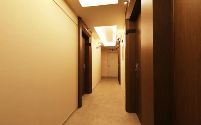 Yongin Singal M7