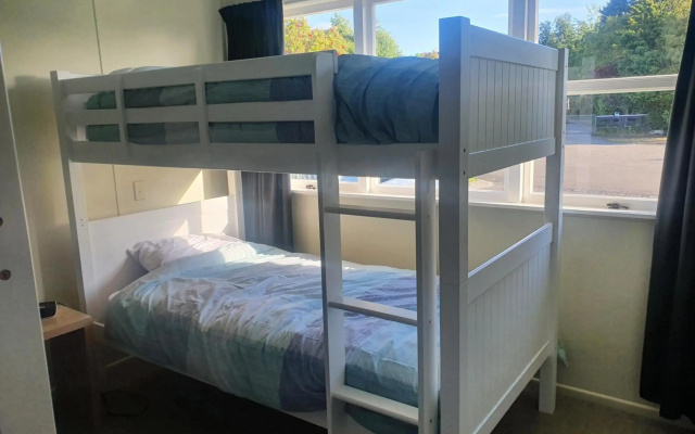 Kapuka Paradise - Wharewaka Holiday Home