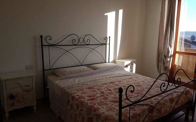 House With 5 Bedrooms In Santa Maria Apparente, With Enclosed Garden A