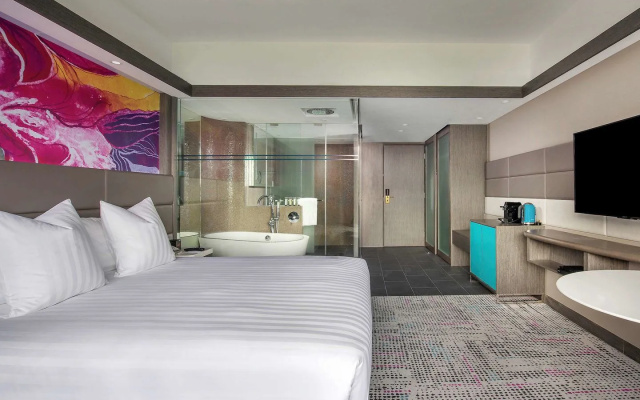 The Park Lane Hong Kong, Autograph Collection