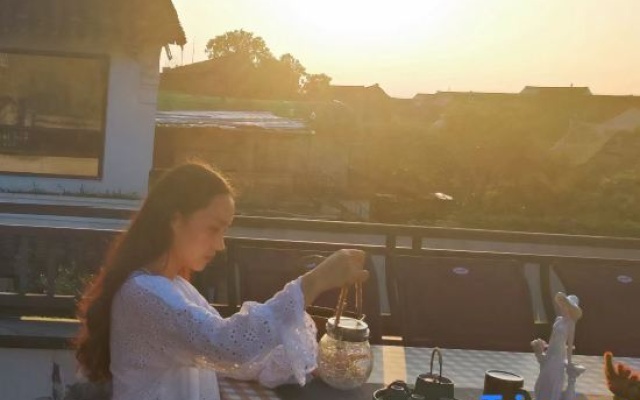 Liubai · Eryitang Art Homestay (Xitang Ancient Town Misty Rain Corridor) – People – Jiaxing