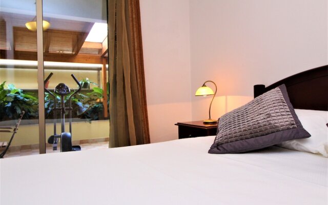 Lido Apartment Excellant Location