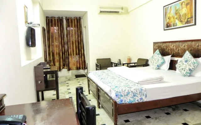 Hotel Kishan Kunj