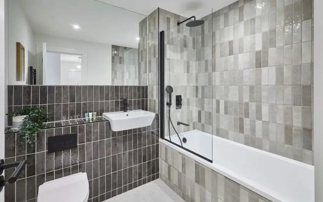 Host Stay Lockside House