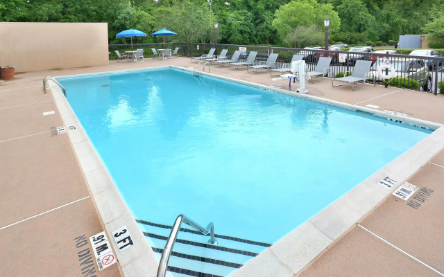 Holiday Inn Express Raleigh Durham Airport by IHG