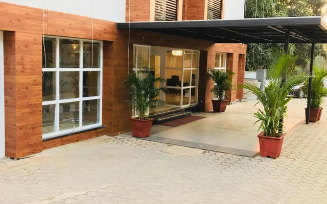 Hotel Golden Plateau