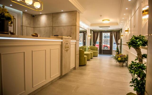 Arletti Hotel