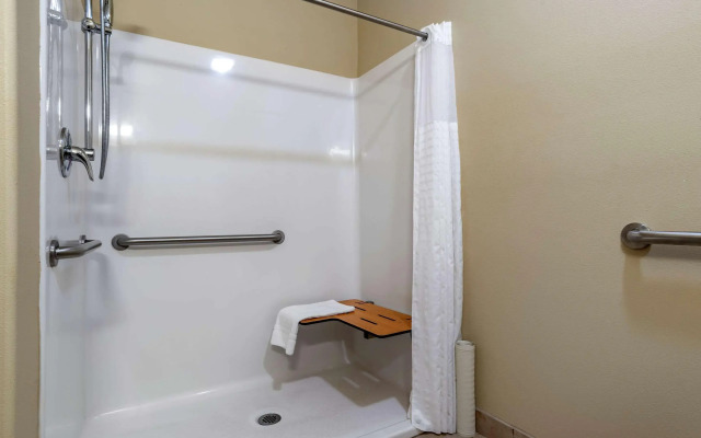 Comfort Inn & Suites Scott-West Lafayette