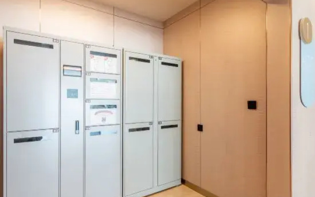 HanTing Hotel (Qingdao Jiaozhou Jiaodong International Airport)