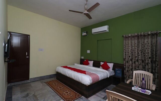 Oyo 30710 Maa Banadurga Homestay