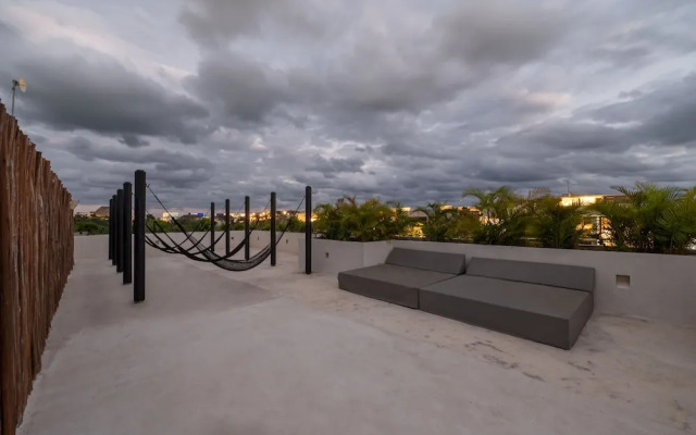 Two Bedroom Luxury Apartment by TuLuna