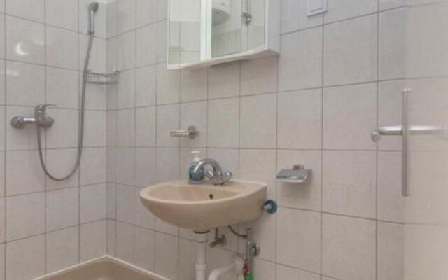 Apartment Mila - 100m from the sea: A3 Brodarica, Riviera Sibenik