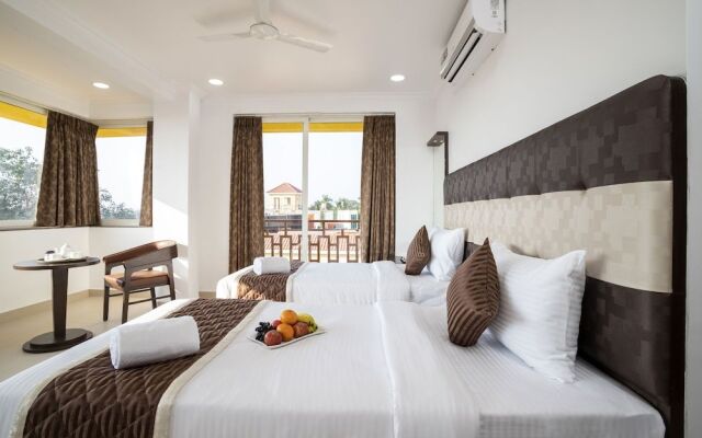 Hotel Sairaj Beach Resort