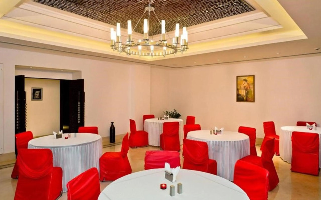 FabHotel Dior Pink City