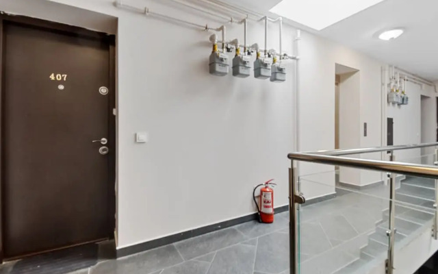 Studio Flat in Airport Residence