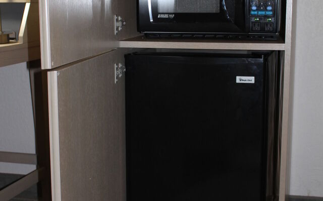 Country Inn & Suites by Radisson Romeoville - Bolingbrook