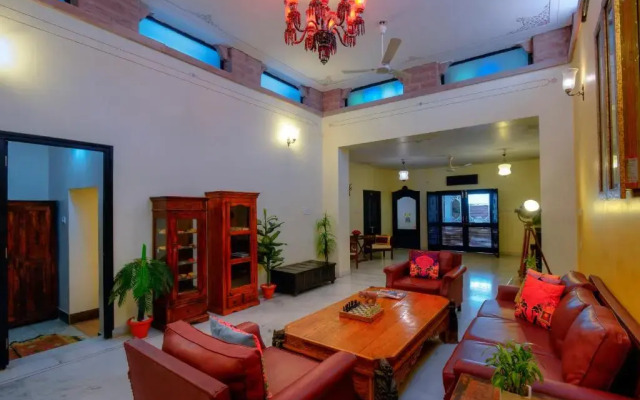 Treehouse Raj Bagh A Boutique Heritage Hotel
