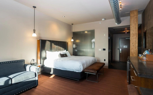 The Iron Horse Hotel