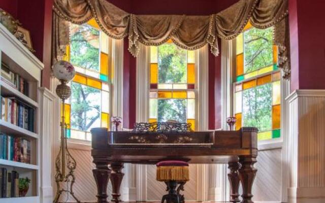 Flowertown Bed & Breakfast