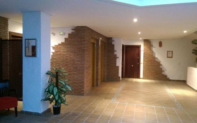 Marina De La Duquesa Apartment