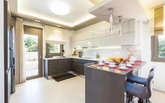 Luxury Cretan Villas with private pools