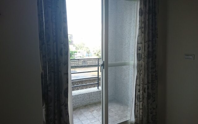 Taroko Xincheng Old Street B&B